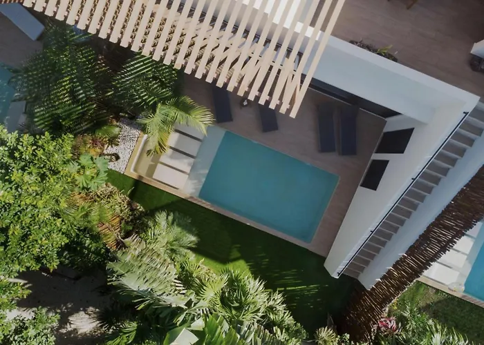 4bdr Luxury 2 Private Pools 10 Min & Zamna Villa *