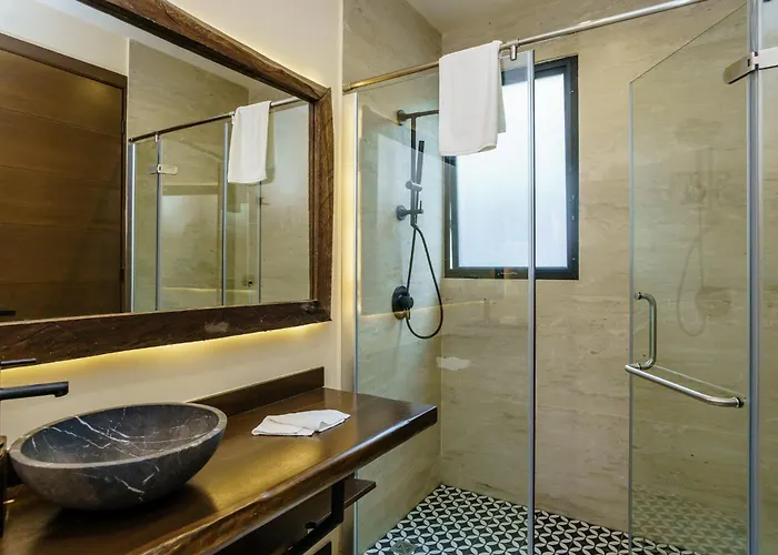 4bdr Luxury 2 Private Pools 10 Min & Zamna *